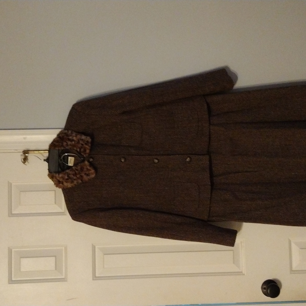 Ladies 2 piece suit